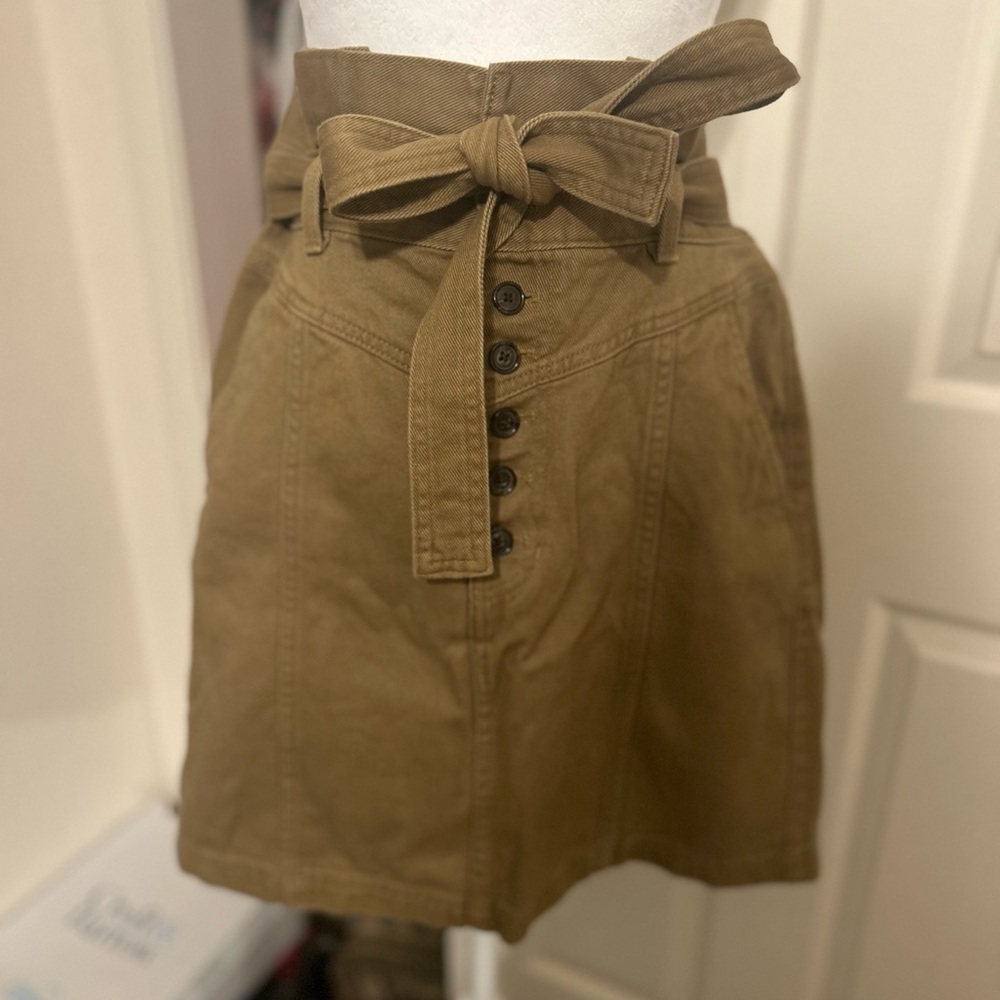Banana Republic Tan Skirt with Bow Detail